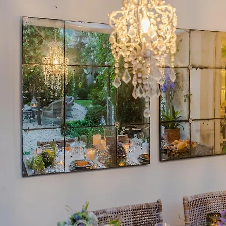 Apartment In Near Via Fillungo *