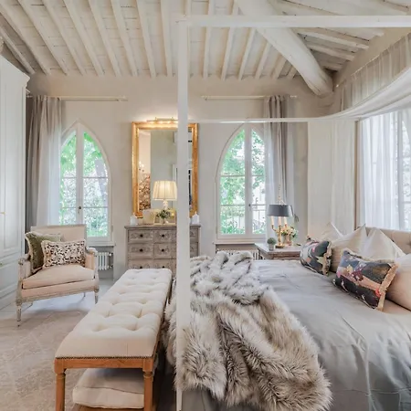 Apartment In Near Via Fillungo