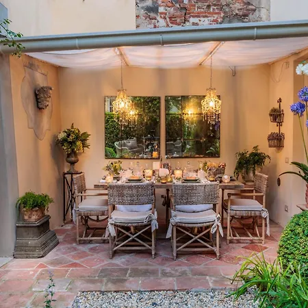 In With Garden, Wifi Apartment Lucca