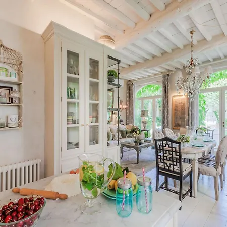 In Near Via Fillungo Apartment Lucca