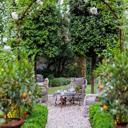 In With Garden, Wifi Apartment Lucca