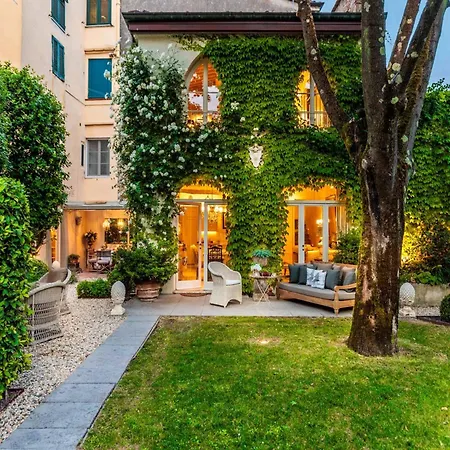 Apartment In With Garden, Wifi